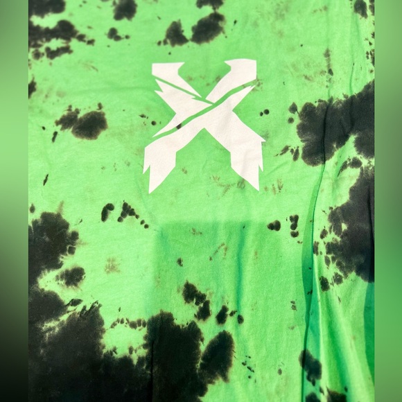 SOLD NWT- Headbanger' Unisex Tie-Dye T-Shirt - Green
Size Medium - Picture 5 of 5